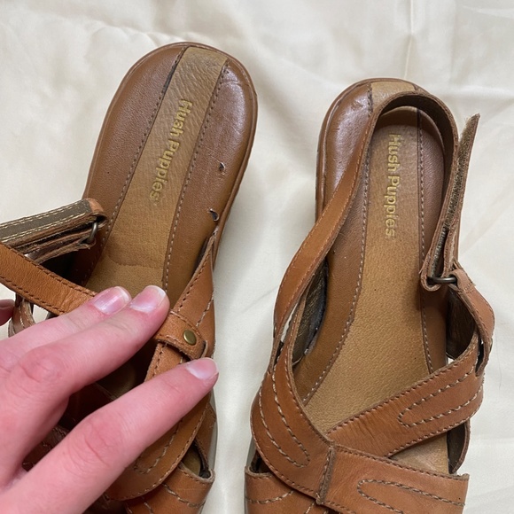 Brown Sandal - Picture 2 of 4